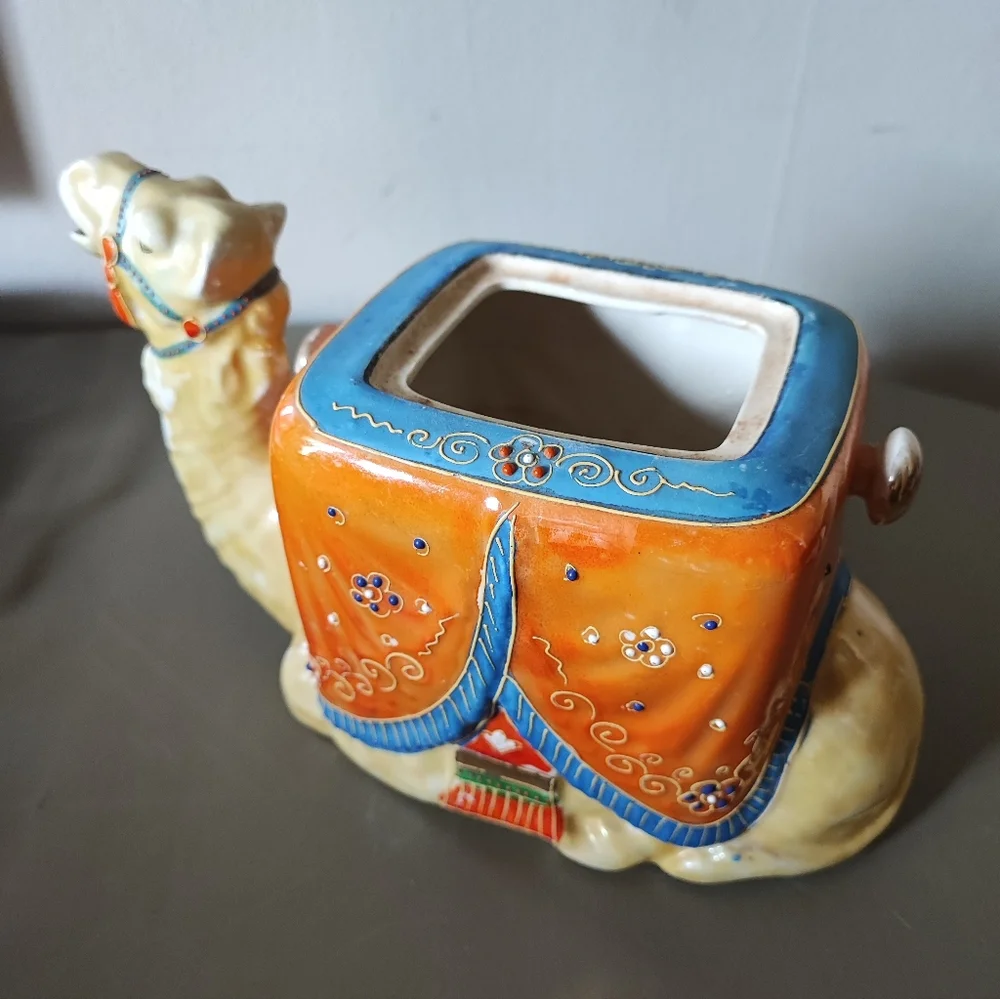 Camel Teapot WITHOUT WIcker Handle Peach Lusterware Vintage See Description